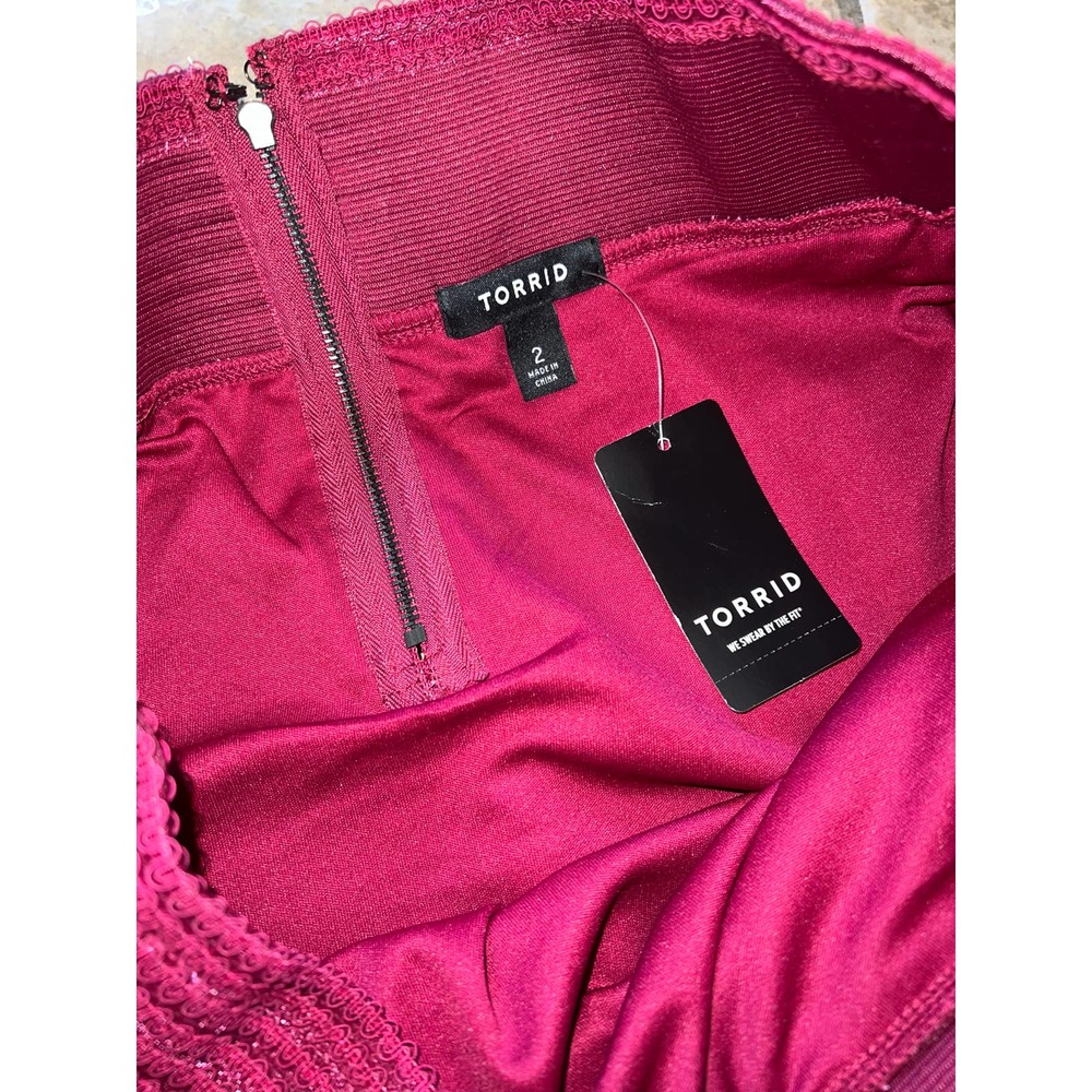 Torrid Skirt NWT Size 2X - Picture 2 of 3